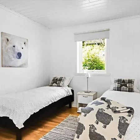 Beautiful In With 3 Bedrooms And Wifi בית נופש Sveio